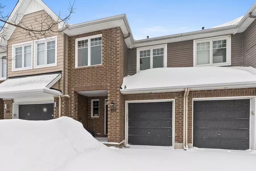 122 Flat Sedge CRES, Blossom Park - Airport And Area, ON K1T 0G8