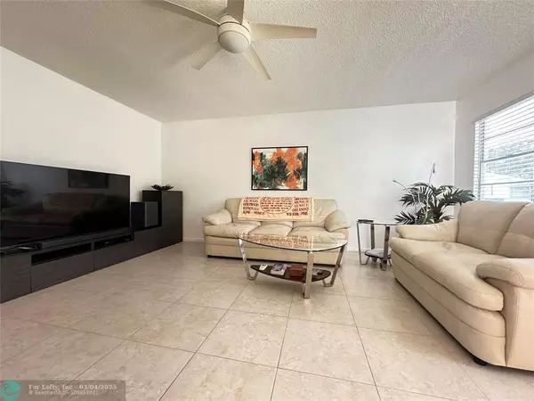 Deerfield Beach, FL 33442,53 Tilford C  #53