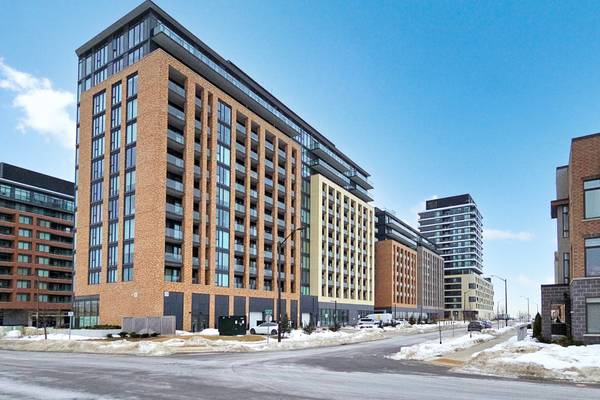 100 Eagle Rock WAY #920, Vaughan, ON L6A 5B9