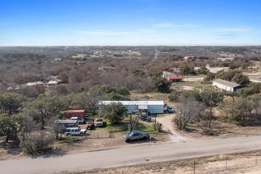 7601 Hutcheson Hill Road, Springtown, TX 76082