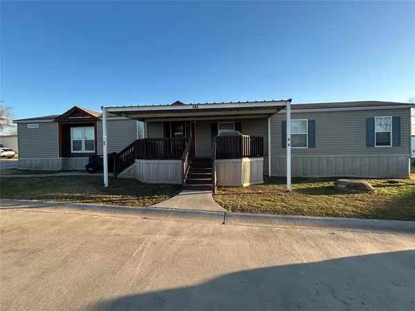 Denton, TX 76208,5301 E MCKINNEY Street #563