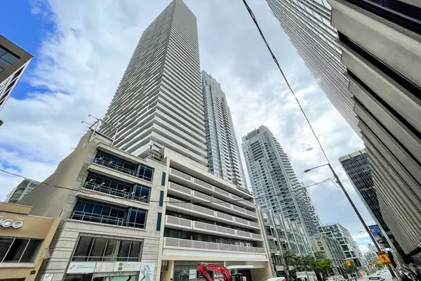 2221 Yonge ST #1811, Toronto C10, ON M4S 2B4