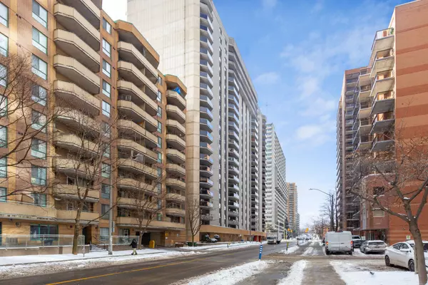 470 Laurier AVE W #1703, Ottawa Centre, ON K1R 7W9