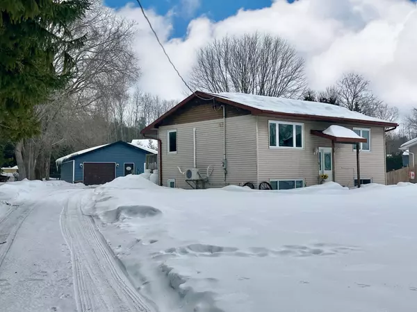 25 Maple Grove RD, Kawartha Lakes, ON K9V 4R6