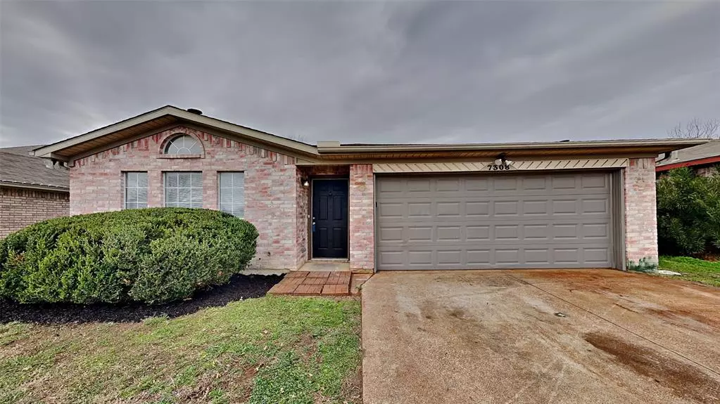 7308 Wagonwheel Road, Fort Worth, TX 76133