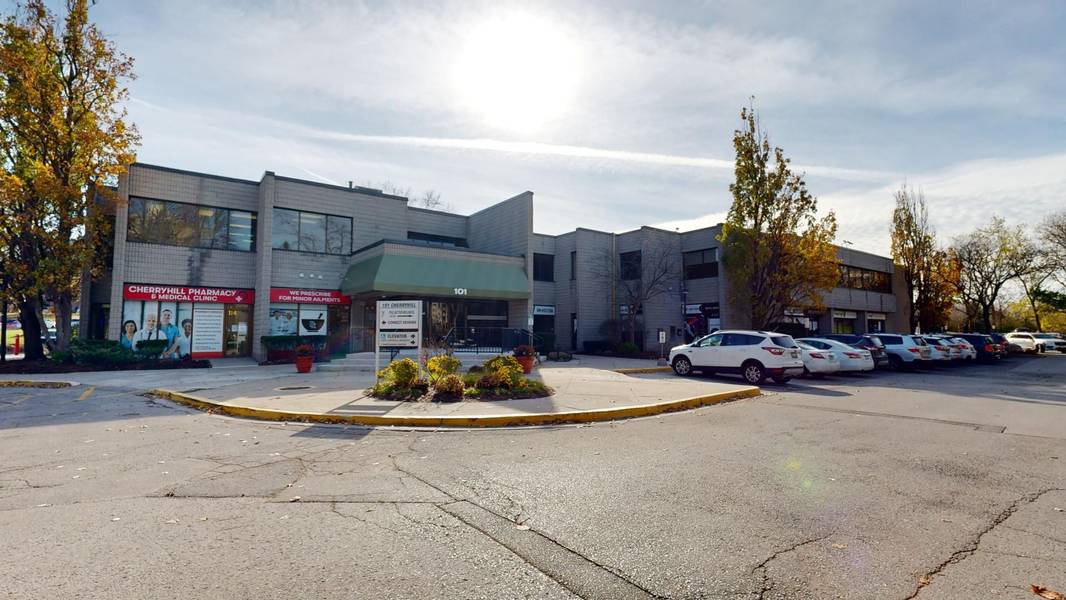 101 Cherryhill BLVD #201, London North, ON N6H 4S4