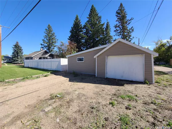 Melville, SK S0A 2P0,373 7th AVENUE W