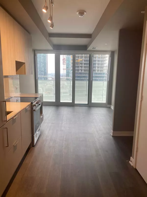 Mississauga, ON L5B 0M3,3900 Confederation Pkwy #1105