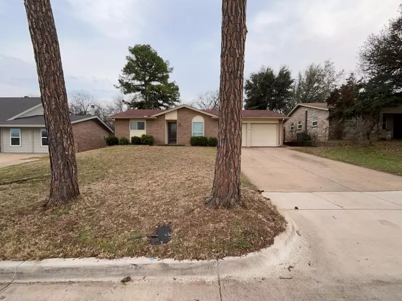 603 Shelmar Drive, Euless, TX 76039