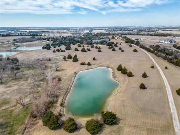 2727 Lone Star Road, Celina, TX 75009