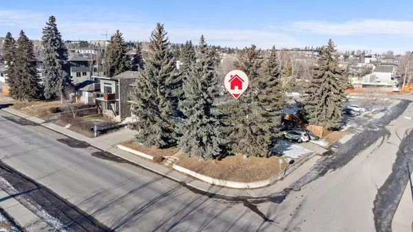 Calgary, AB T2T 2J9,1530 38 AVE Southwest