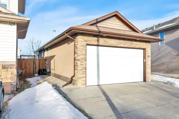 Red Deer, AB T4N 7G4,28 Wiley CRES