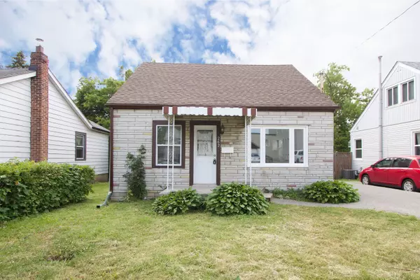 262 Drew ST, Oshawa, ON L1H 5A7