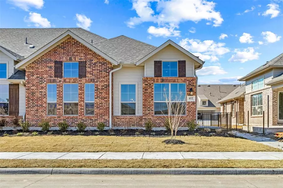 612 Tall Grass Trail, Wylie, TX 75098