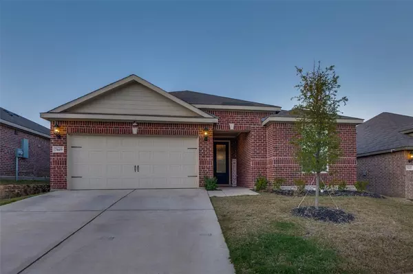 7609 Duck Bay Road, Fort Worth, TX 76120