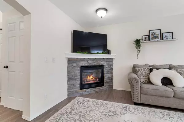 Red Deer, AB T4P 3W6,46 Jewell ST