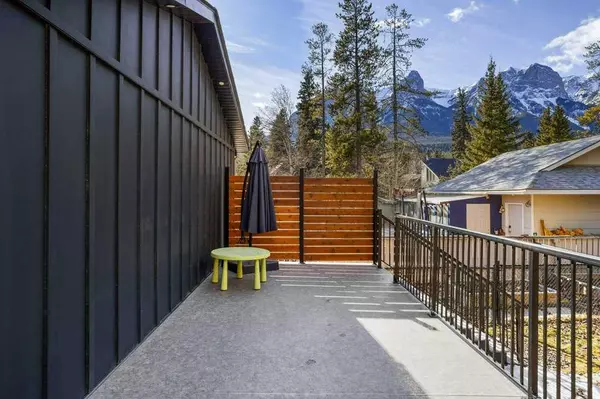 Canmore, AB T1W1R9,511 Larch PL