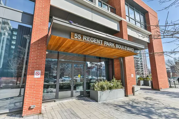 Toronto C08, ON M5A 0C2,55 Regent Park BLVD #2803