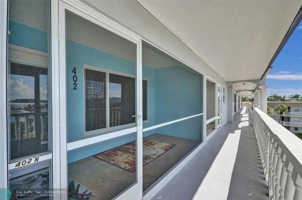 Pompano Beach, FL 33060,1965 SE 5th Ct  #402