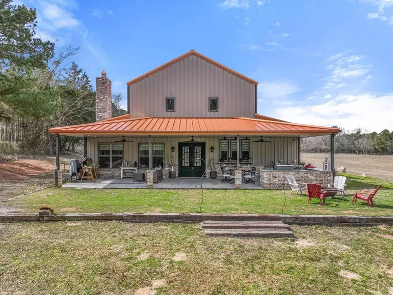 636 Spruce Road, Big Sandy, TX 75755