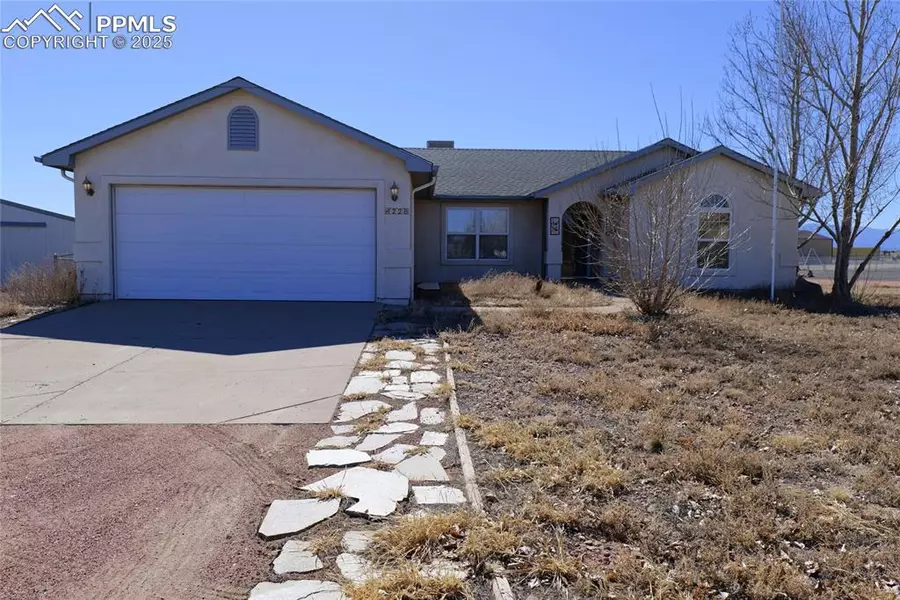 1228 W Oro Grande DR, Pueblo West, CO 81007