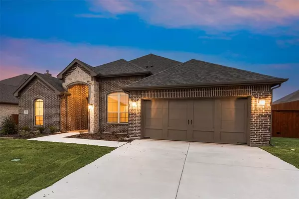 Aledo, TX 76008,300 Honey Brook Lane