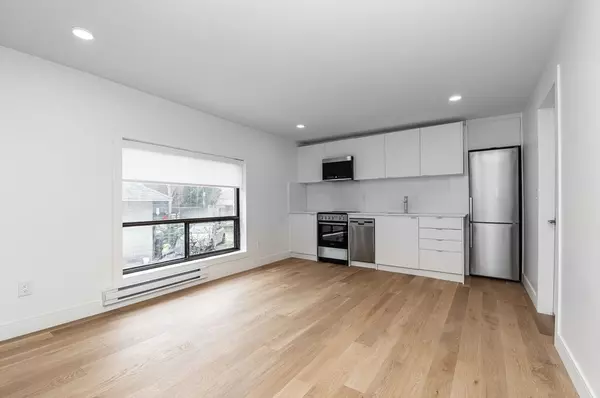 28 Maynard AVE S #105, Toronto W01, ON M6K 2Z9