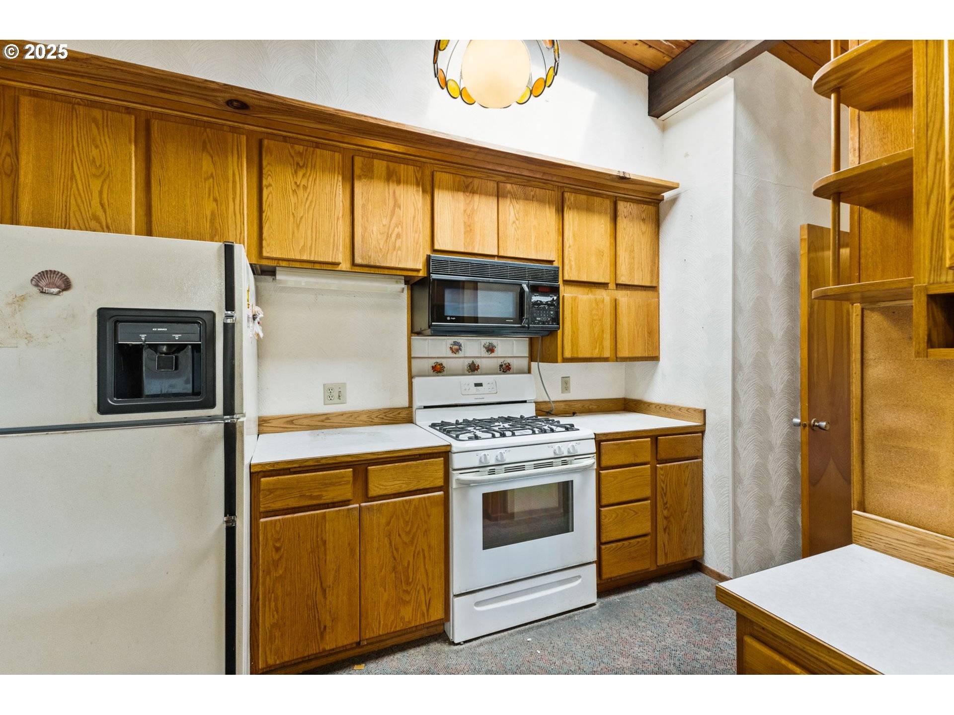 Foster, OR 97345,27990 RIGGS HILL RD