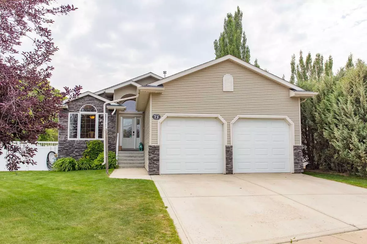 Red Deer, AB T4N7G1,71 Woodrow Close