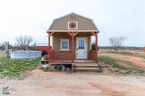 2663 Lemons Gap Road, Ovalo, TX 79541