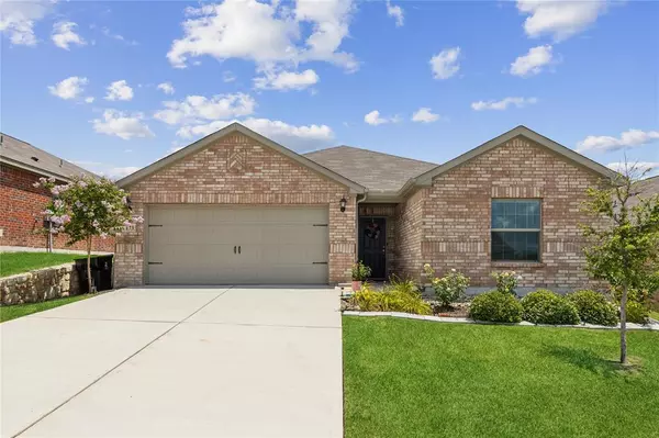 173 Bandana Circle, Newark, TX 76071