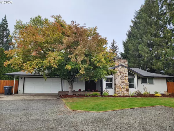 28502 S HIGHWAY 213, Molalla, OR 97038