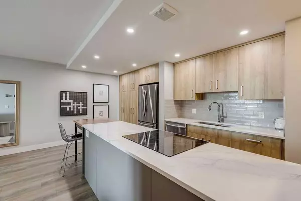 738 3 AVE Southwest #714, Calgary, AB T2P0G7