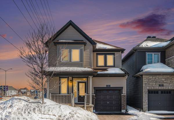 11 Aura AVE, Barrhaven, ON K2J 6S1