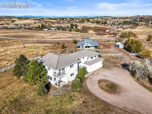 595 W Oak Hill LN, Castle Rock, CO 80108