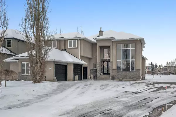 20 Lynx Meadows CT Northwest, Calgary, AB T3L 2M1