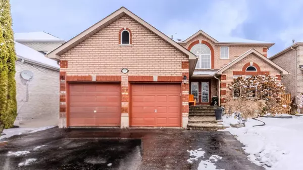 33 Knupp RD, Barrie, ON L4N 0P8