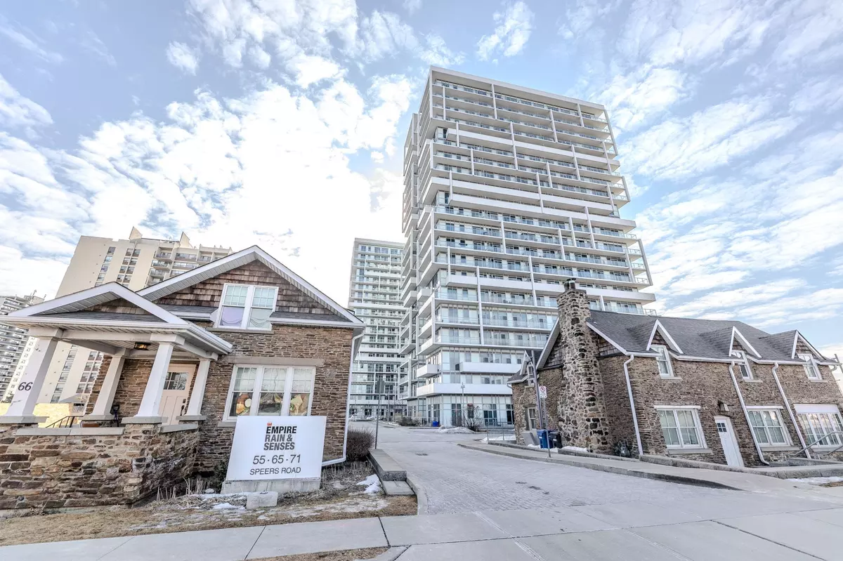 Oakville, ON L6K 3V5,65 Speers RD #1602