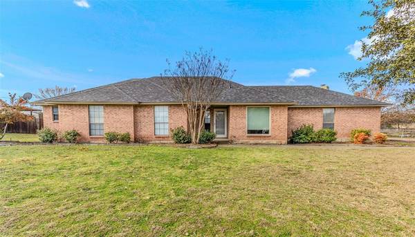 221 Prairie Creek Road, Red Oak, TX 75154