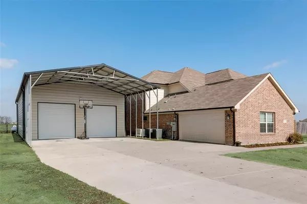 19155 County Road 646, Farmersville, TX 75442