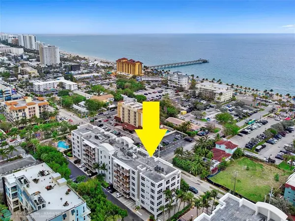 Deerfield Beach, FL 33441,101 S Ocean Dr  #406