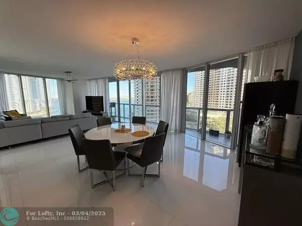 Miami, FL 33131,465 Brickell Ave  #1201