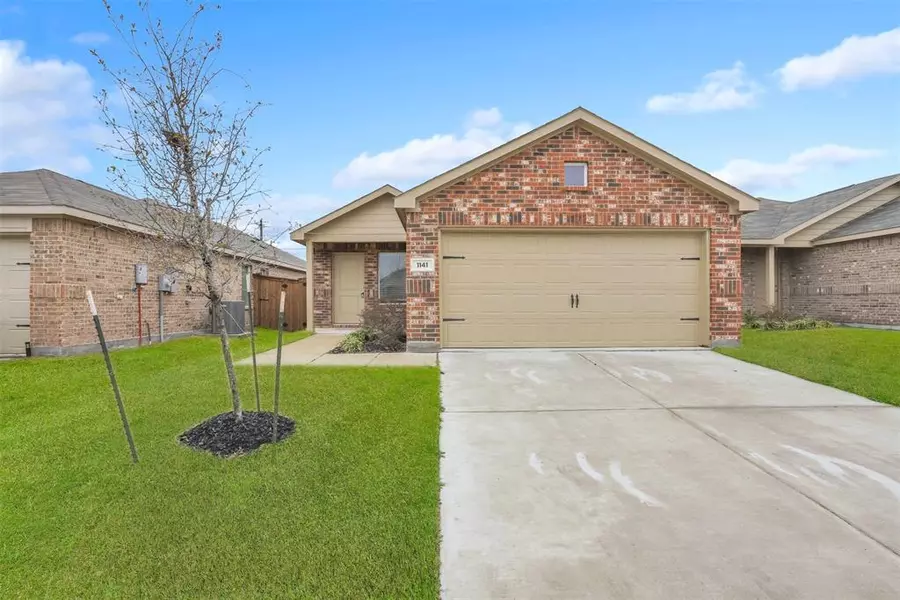 1141 Baker Bridge Drive, Forney, TX 75126