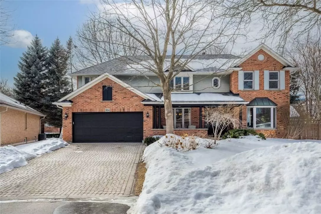 Burlington, ON L7T 4K4,954 Wintergreen PL