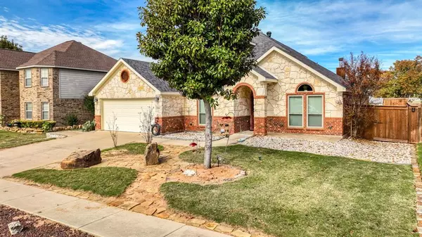 914 Randall Road, Weatherford, TX 76087