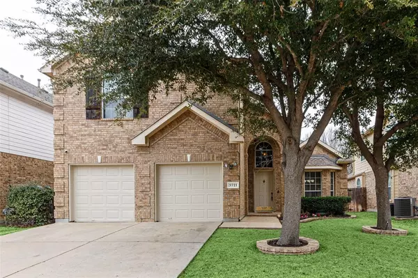 3721 Suzie Rich Drive, Fort Worth, TX 76244