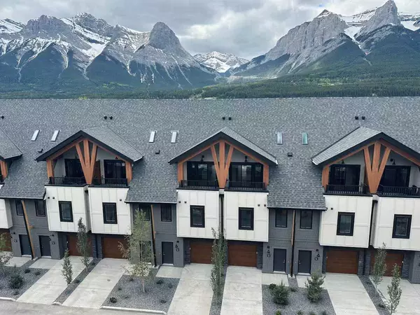 1717 Mountain AVE #3, Canmore, AB T2W 2W1