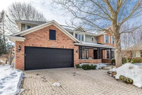 Burlington, ON L7T 4K4,954 Wintergreen PL