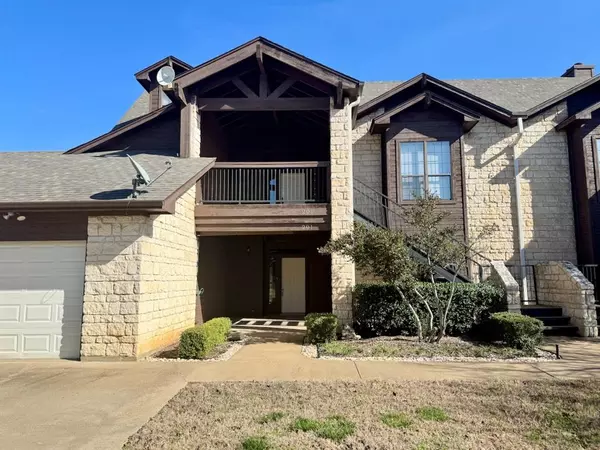 27101 Meadowmore Court #201, Whitney, TX 76692