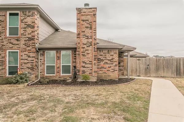 Grapevine, TX 76051,711 Peach Court